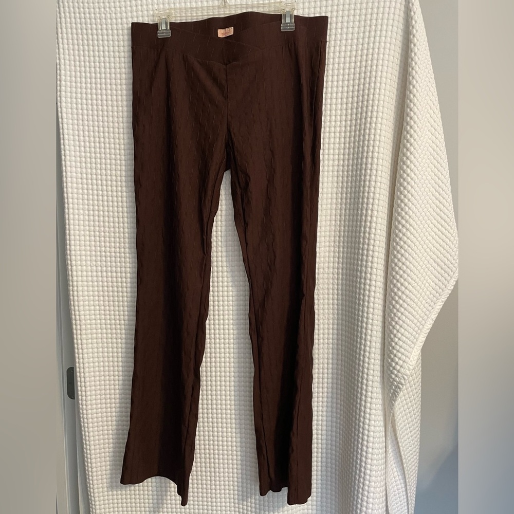POPSY Brown textured pants. No size tag.